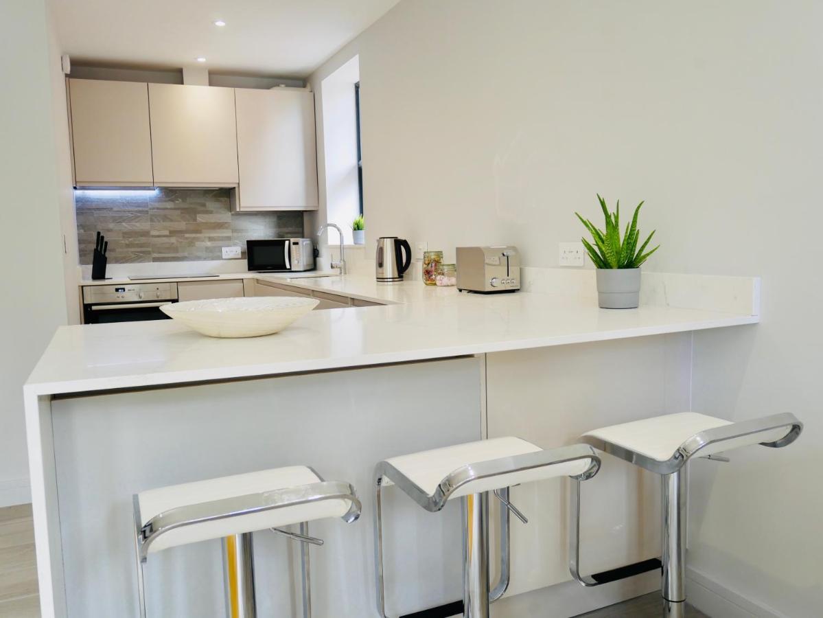 Beautiful Alumpointe Apartment - 400M To The Beach Bournemouth Exterior foto